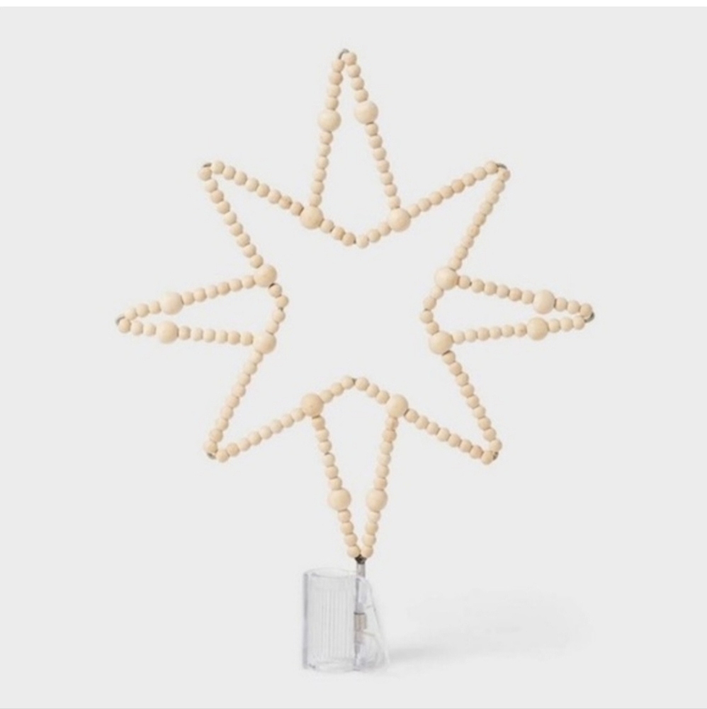 Wood tree topper- Threshold w Studio Mcgee